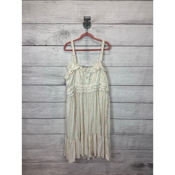 Torrid Plus Size White Cream Floral Crinkle Gauze Shirred Bodice Midi Dress 4X - Picture 9 of 11